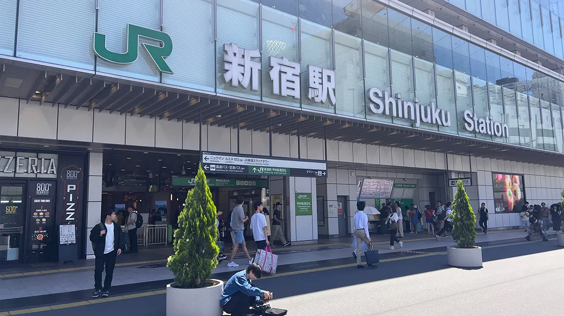 JR新宿駅南口