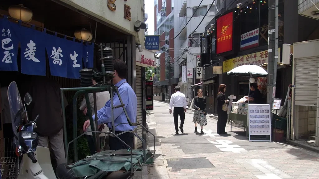 恵比寿駅周辺の裏通り