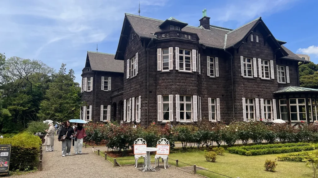 旧古河庭園内の洋館