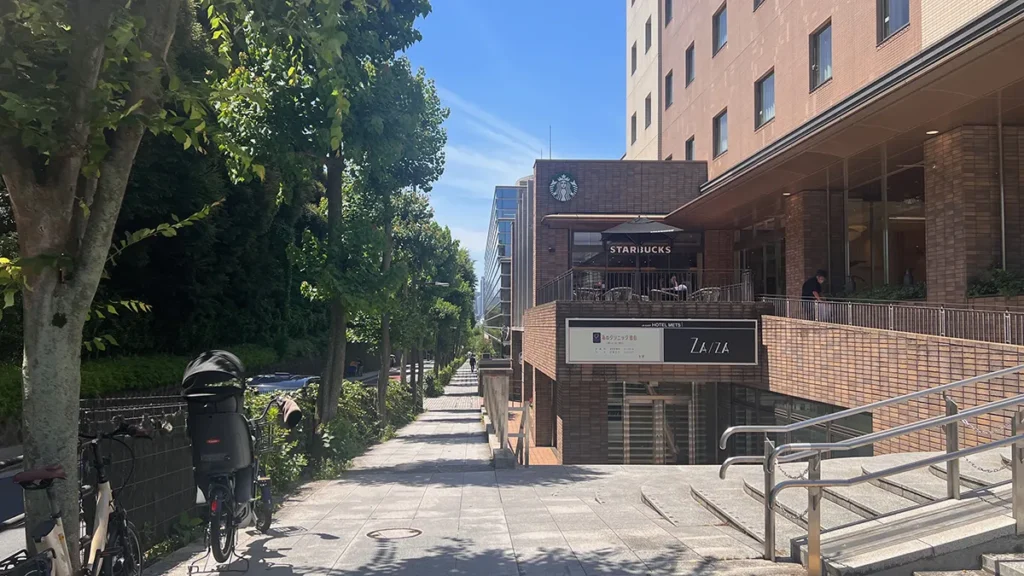 目白駅のスターバックス